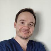 Adrien CALAFAT Dentist