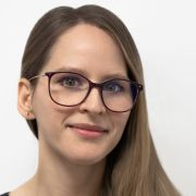 Dr Roxana-Petra MATRACARU Dentist